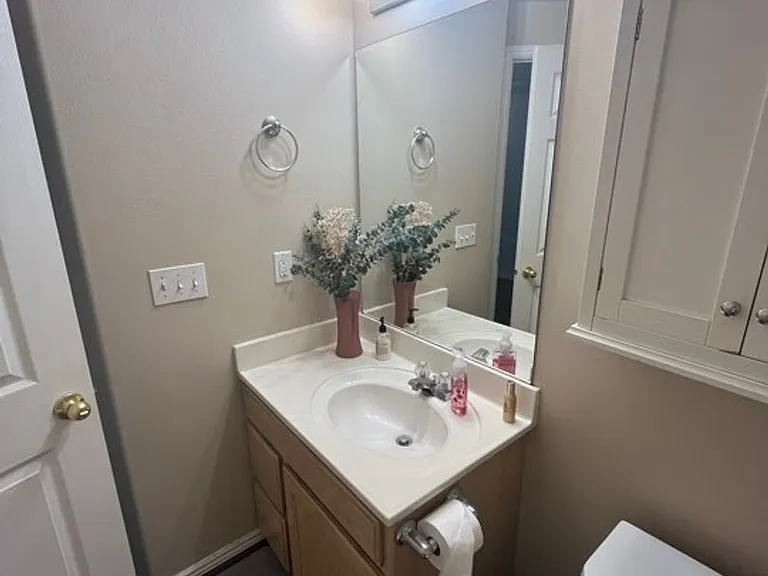 364 N Seven Peaks Blvd #128 — Photo 2