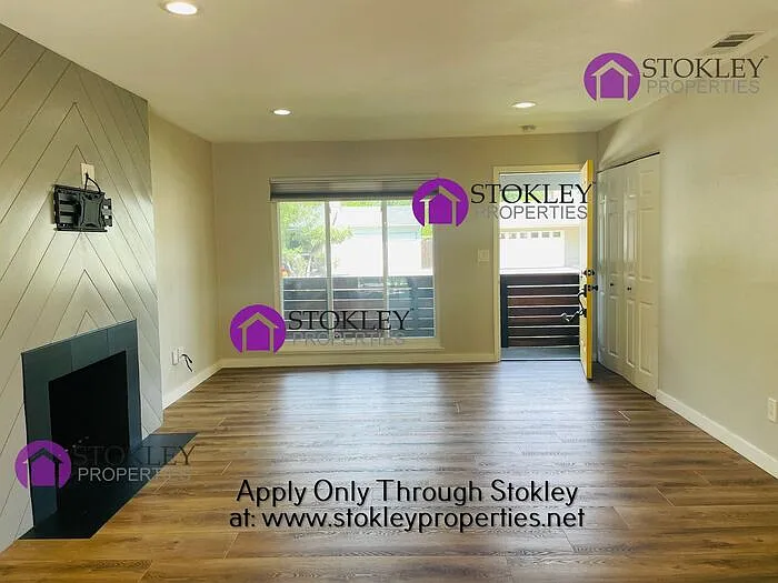 1009 Santa Cruz Dr — Photo 3