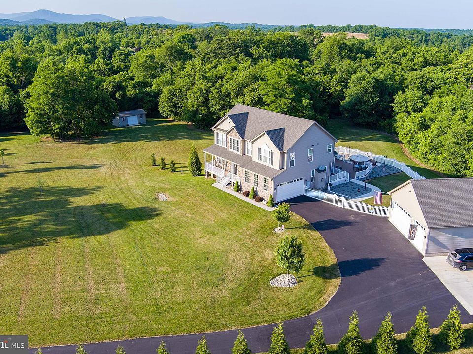 774 Ridge Rd N, Hedgesville, WV 25427 | Zillow