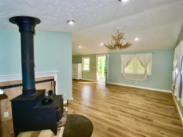 3333 Mount Liberty Rd, Nashville, IN 47448