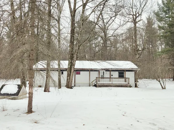 6805 Crocker Rd, Holton, MI 49425