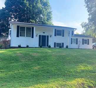 11927 Glenvalley Dr, Maryland Heights, MO, 63043