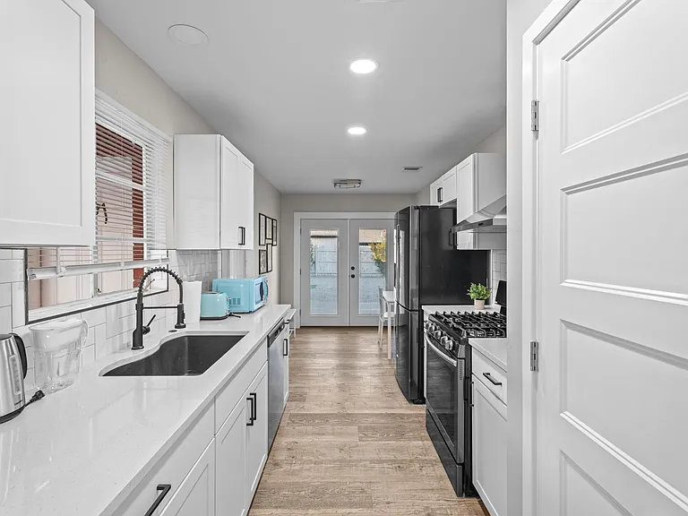5026 W State Ave — Photo 11