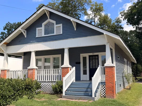 107 S 3rd St, Sanford, NC 27330