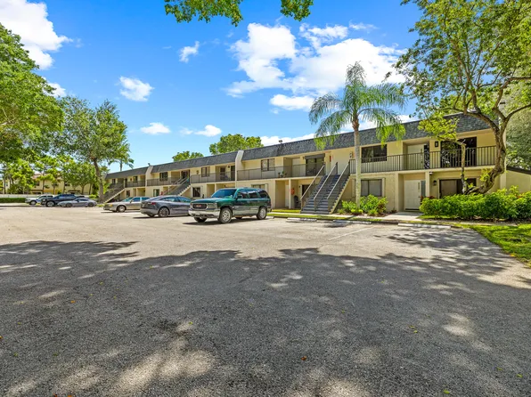 3100 Deer Creek Country Club Boulevard #206, Deerfield Beach, FL 33442