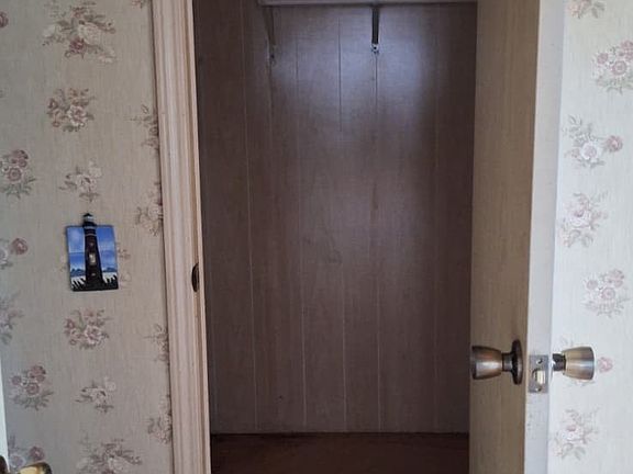 3rd image of 7 Sea Fern Dr