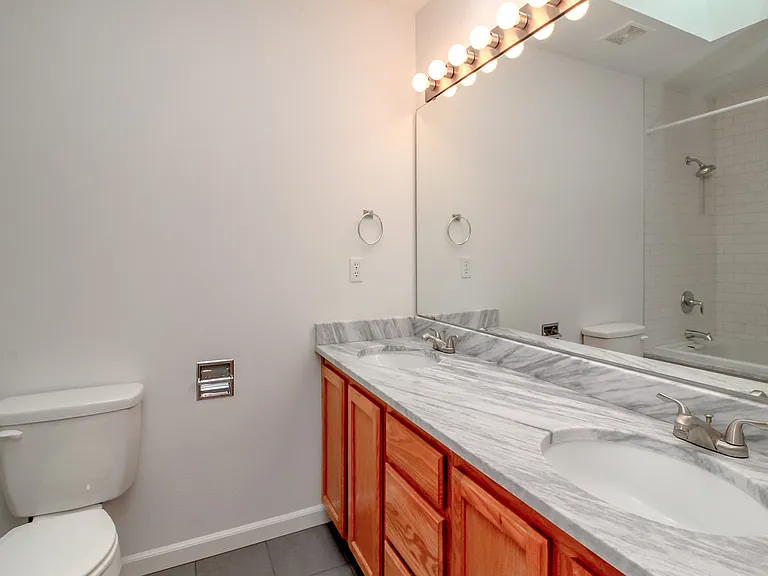 1485 Bobs Hollow Ln — Photo 32