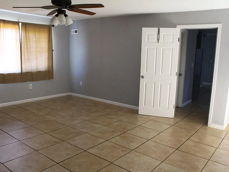 538 Sonoma Blvd #1 — Photo 7