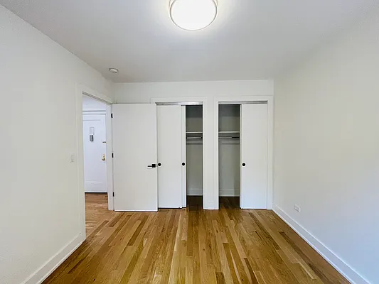 Rented by E Realty International Corp | media 7