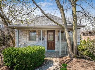 5428 Fairview Ave, Downers Grove, IL 60515