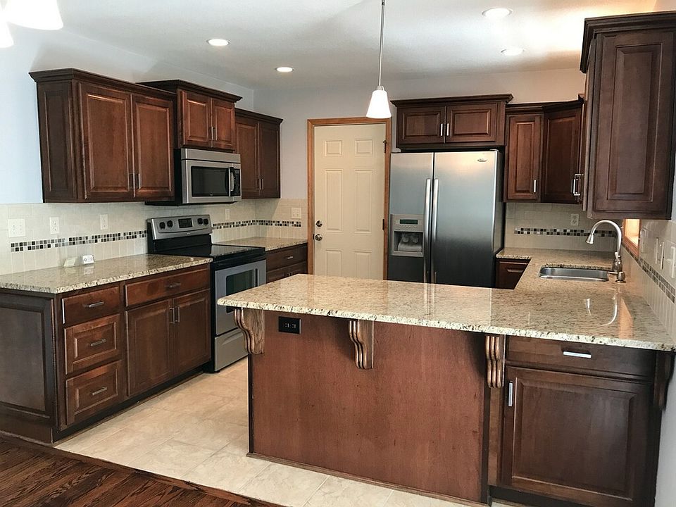 2nd image of 7513 Appleton Ave