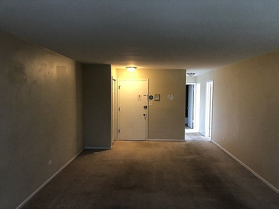 5th image of 3453 W Bryn Mawr Ave #2B
