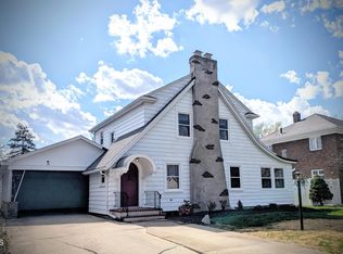 758 Barker Rd, Fremont, OH