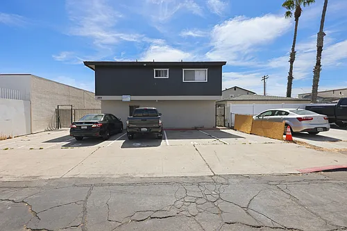 3877 Menlo Ave #7 Photo 1 3877 Menlo Ave #7 Photo 1