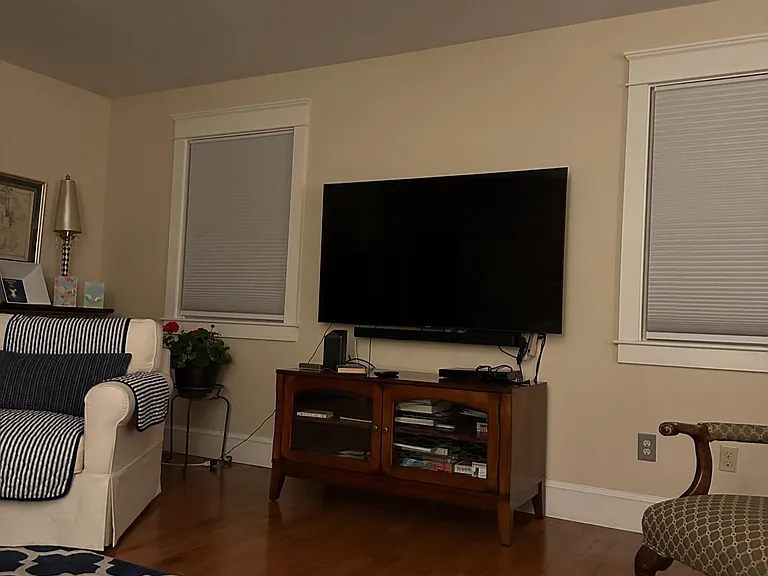 34 Mount Vernon St #5 — Photo 4