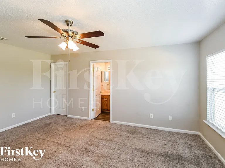 2163 Fresco Dr — Photo 8
