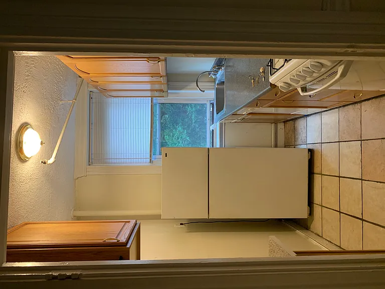 360 Riverway — Photo 19