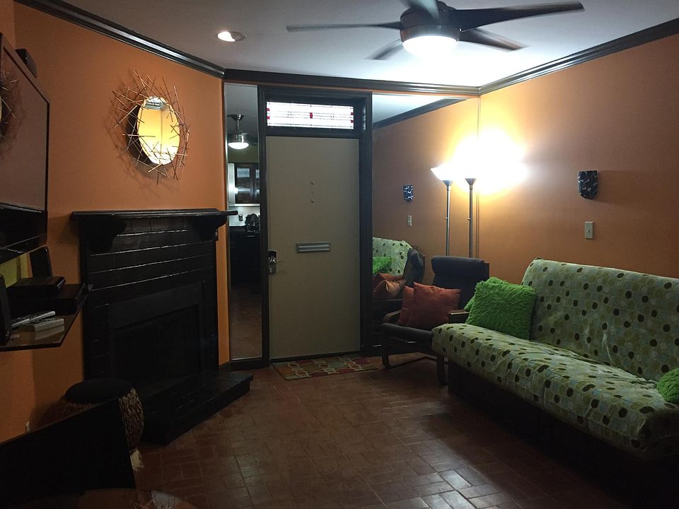 2nd image of 101 E Gaston St