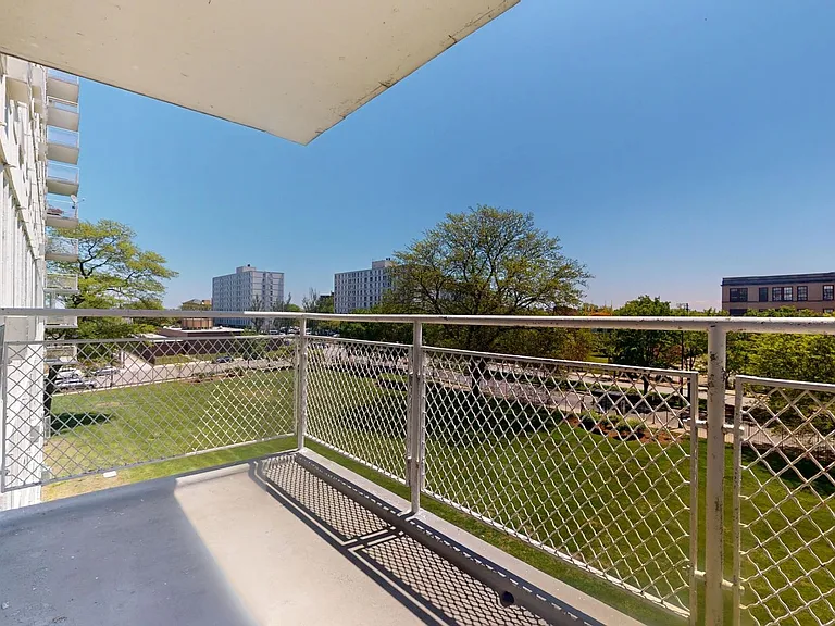 Lake Meadows Apartments — Photo 335