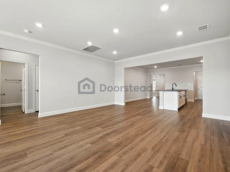 652 Parkside Dr — Photo 18