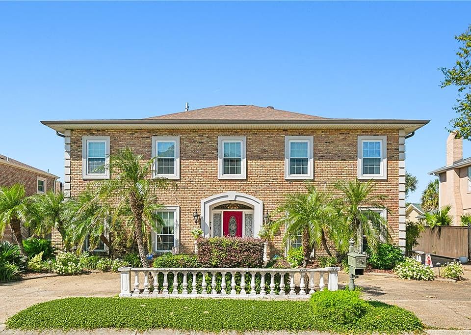 1st image of 4512 Beau Lac Ln