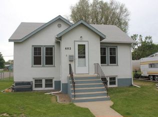 602 3rd St NE, Sidney, MT 59270