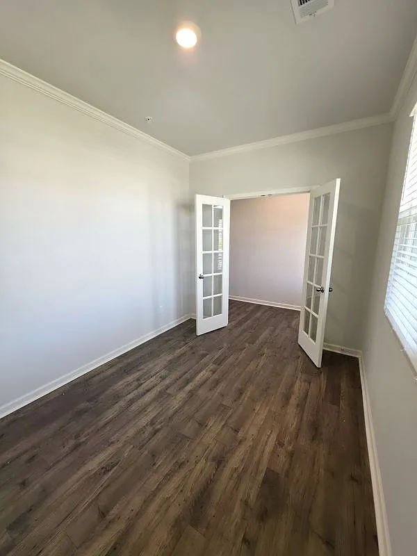 4 bed, 2.5 bath, 3104 sqft, $3,000 — Photo 3