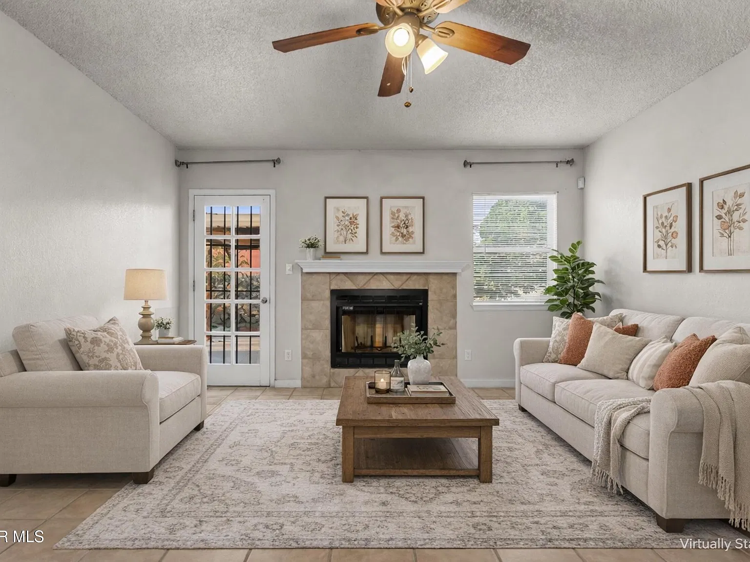 3 bed, 2.0 bath, 1088 sqft, $1,625 — Photo 2