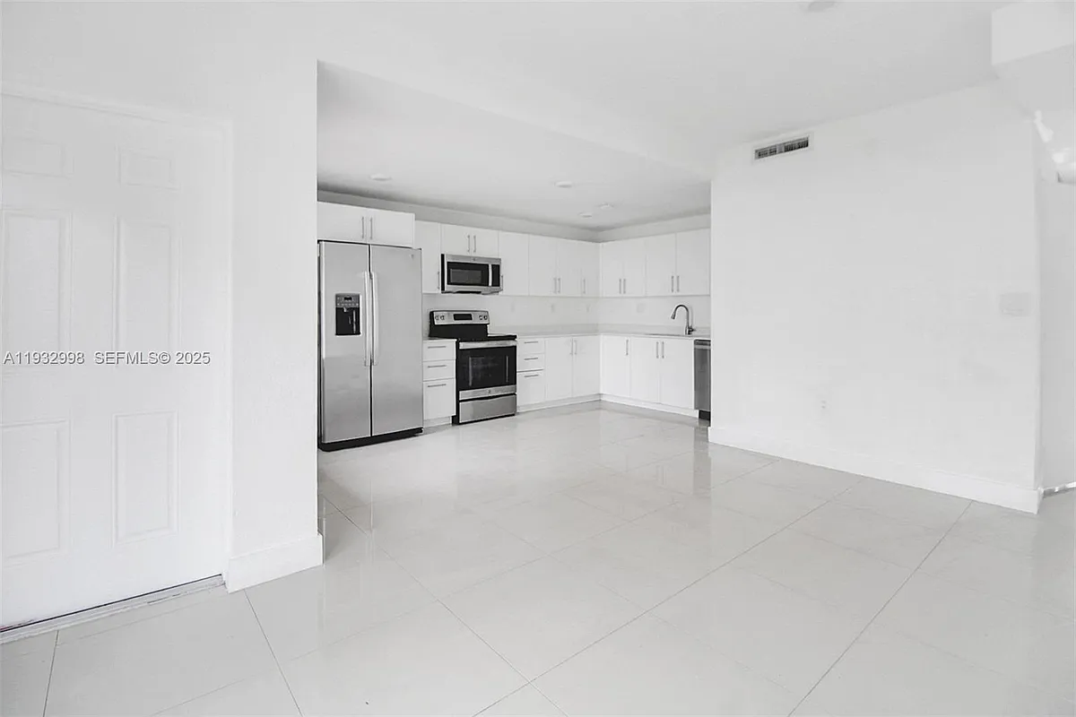 Building Photo - 14482 SW 259th St