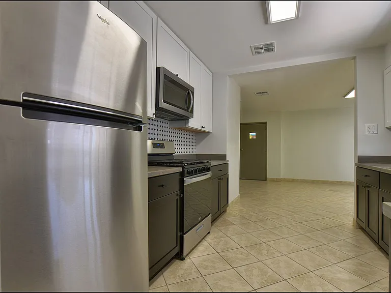 3807 Waymore Dr — Photo 10