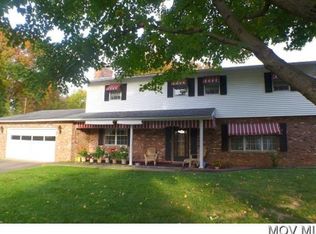 40 Willowbrook Dr, Parkersburg, WV 26104