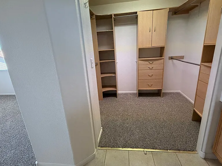 2424 Predera Ave — Photo 33
