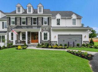 204 Manor Rd, Lafayette Hill, PA 19444