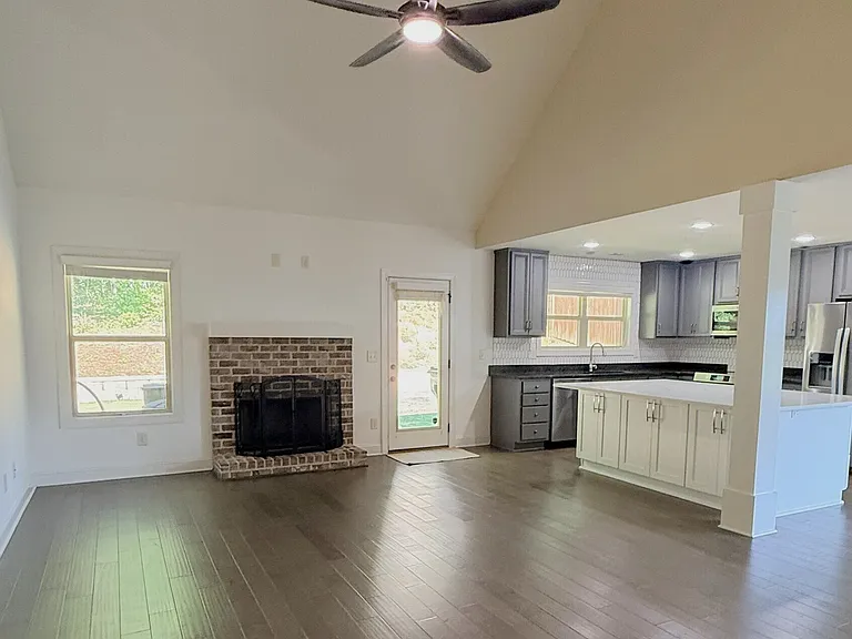 338 Brookstone Dr — Photo 9