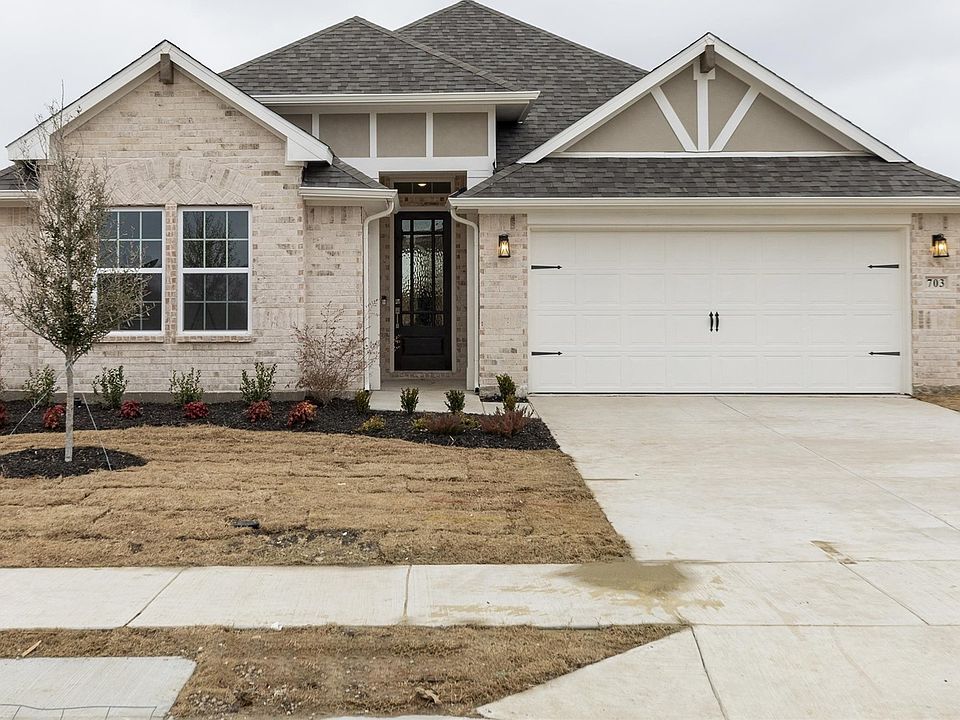 1st image of 703 Creekview Ln