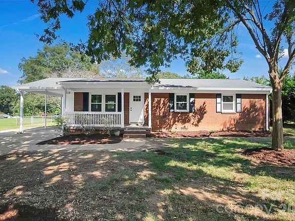 2nd image of 1803 Sulphur Springs Rd