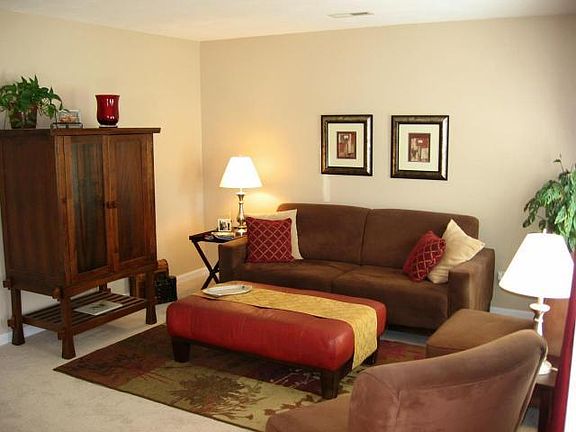2nd image of 6210 Creekview Ct