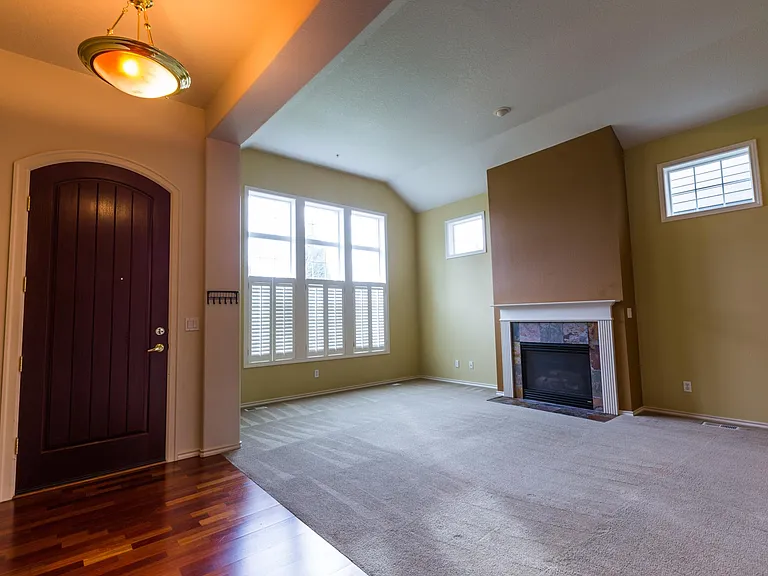 29289 SW Charlotte Ln — Photo 2