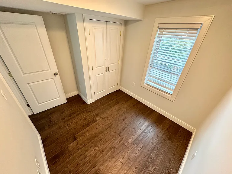187 Webster Ave #2 — Photo 12