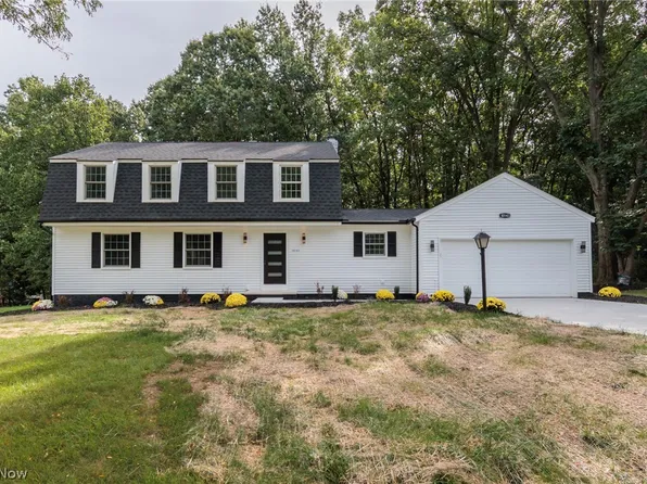 10143 Deer Run, Brecksville, OH 44141