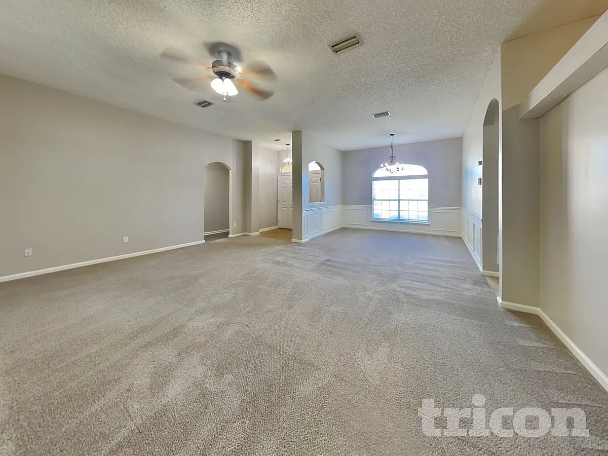 Building Photo - 2738 Ravine Hill Dr