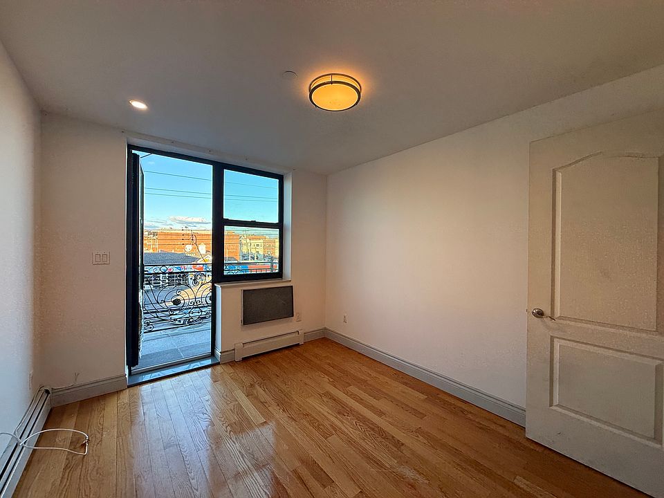 1st image of 161-10 46th Ave #3