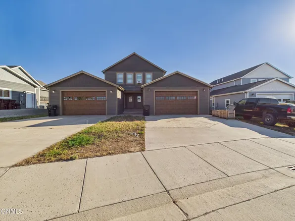 302 4th Ave SE, Arnegard, ND 58835