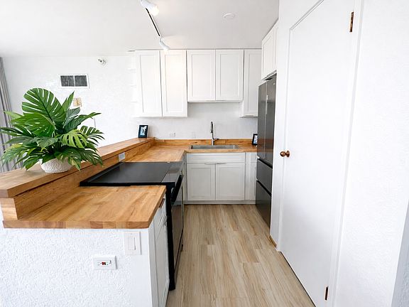 3rd image of 300 Wai Nani Way #I-1801-1