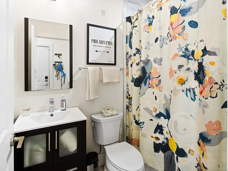 823 N Uber St #1 — Photo 17
