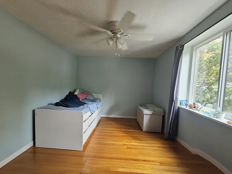 205 Kent St — Photo 10