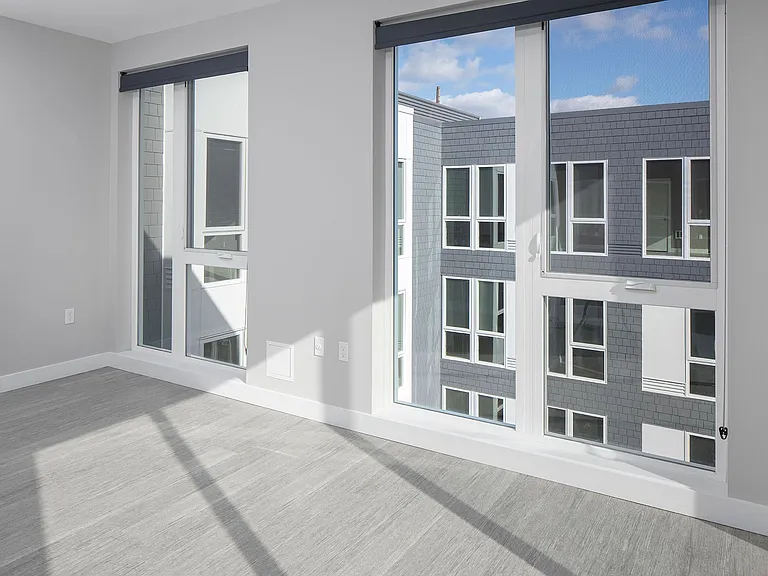 Division Terrace Apartments — Photo 23