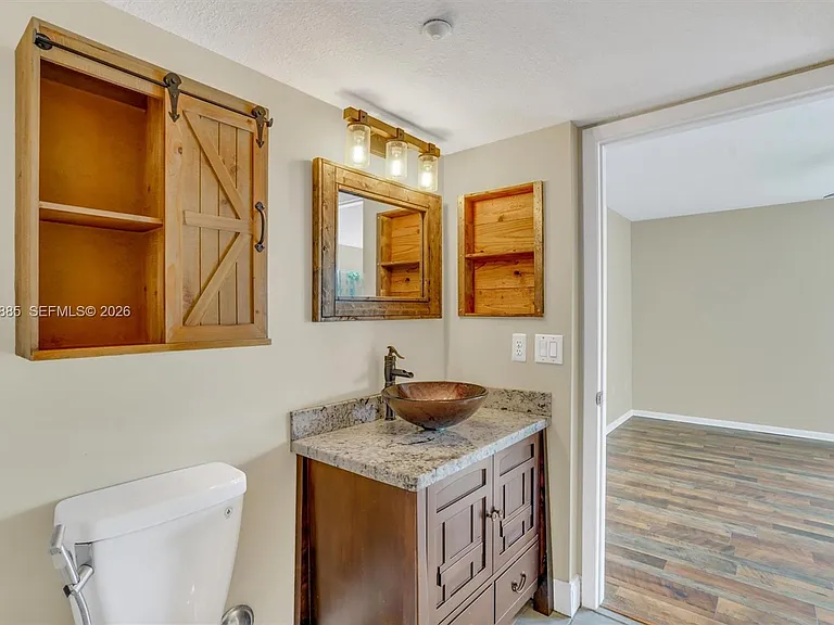 9537 Weldon Cir #I109 — Photo 32