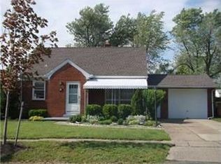 38 Pinevale Ct, Cheektowaga, NY