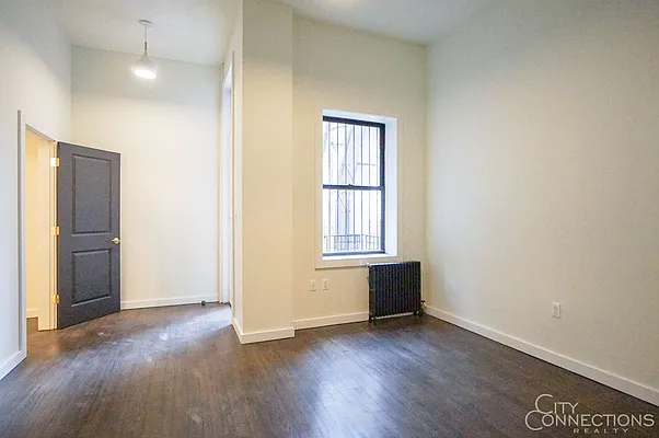 Rented by City Connections Realty | media 42